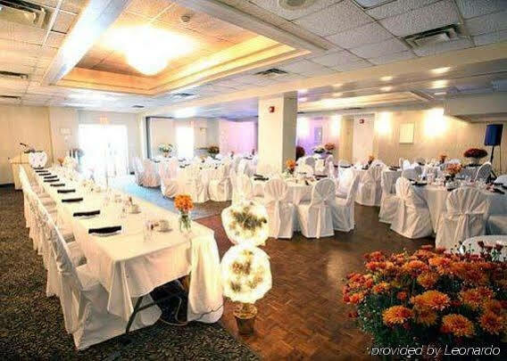 Hotel Quality & Conference Centre Downtown