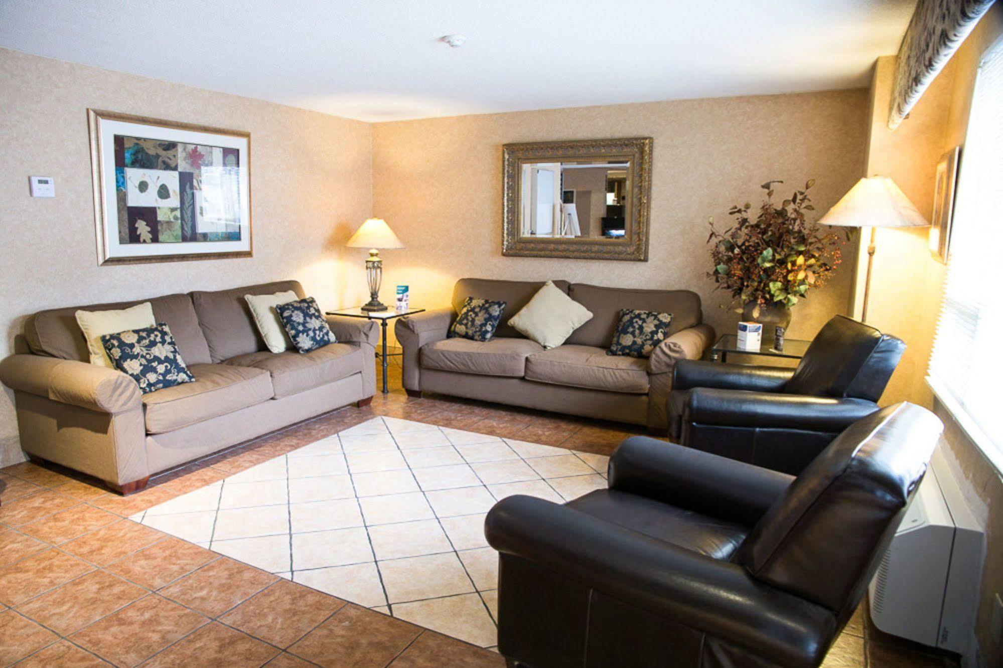 Quality & Conference Centre Downtown 2* Sudbury